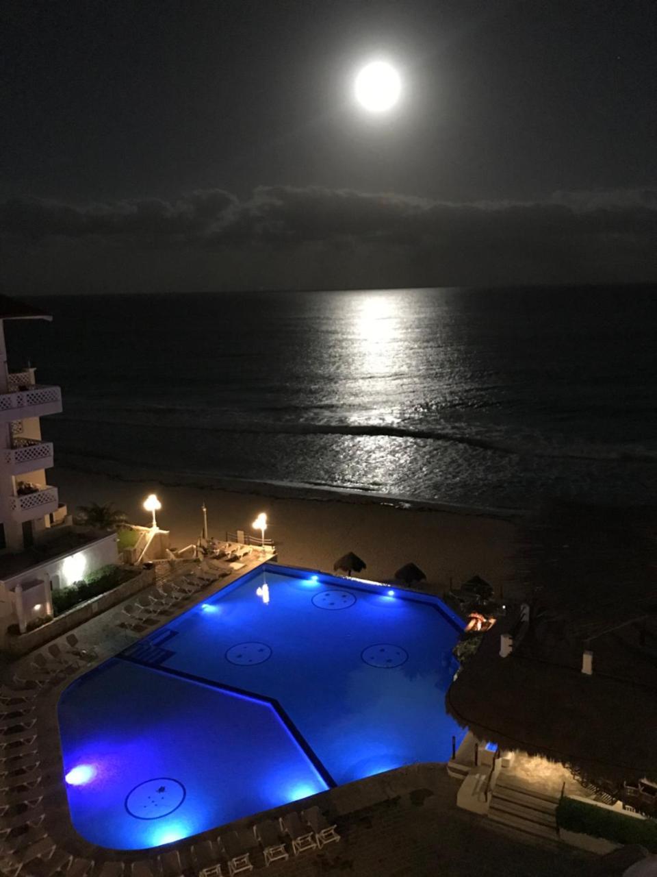 Ocean View Apartment Cancun Exterior photo